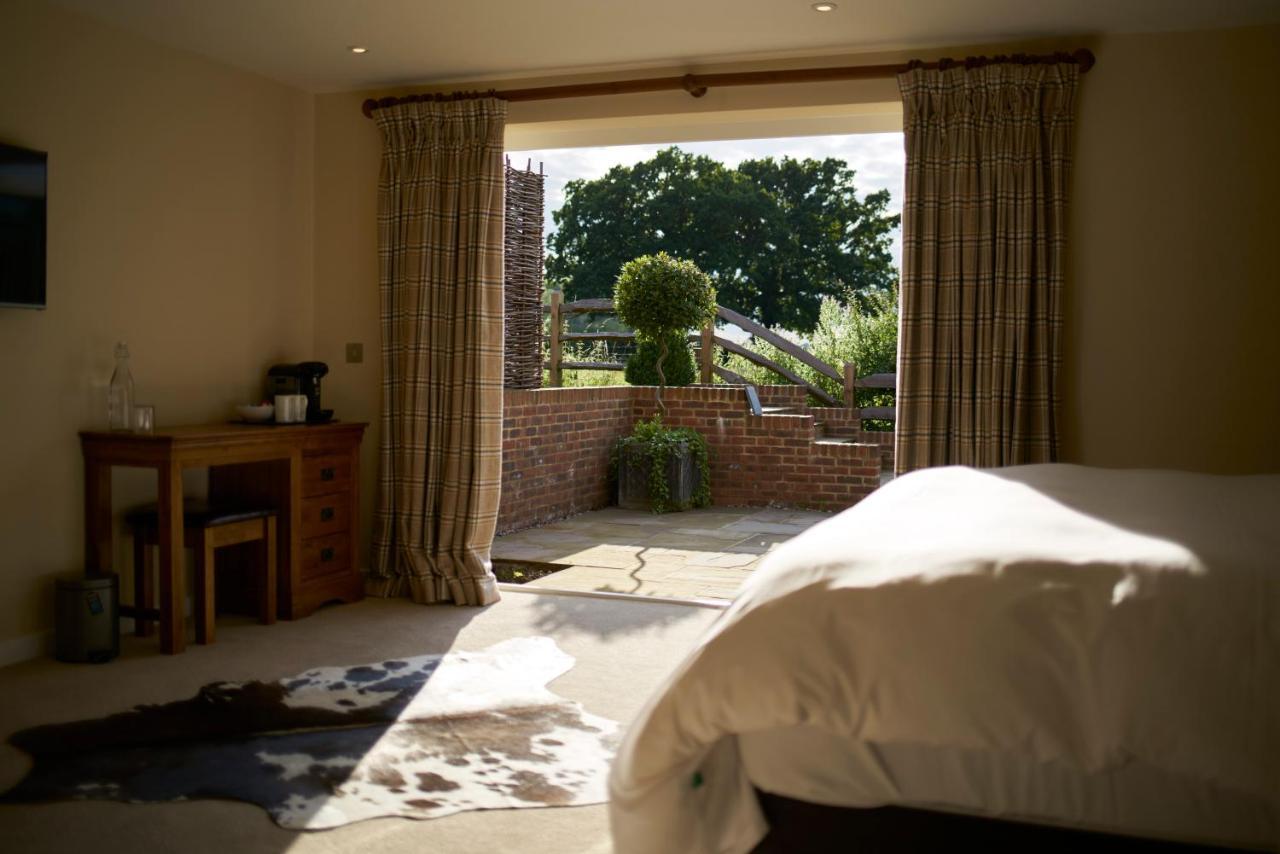 The Three Chimneys Country Pub Hotel Biddenden Exterior foto